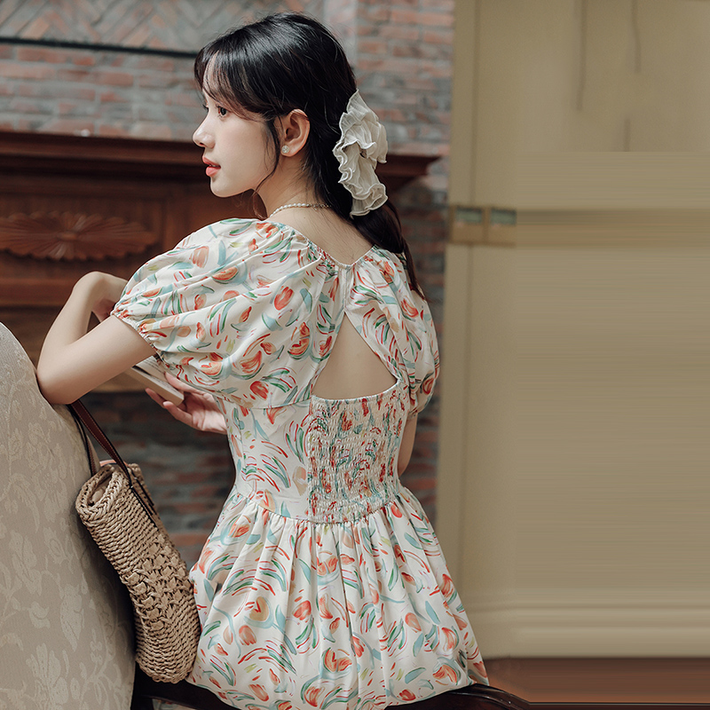 https://fulmo-img-server.com/flowerdress/de2ed5b8-376c-4753-b235-ba1d3aa6d062.jpg