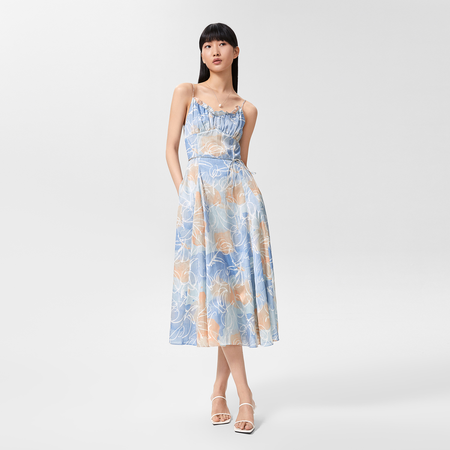 https://fulmo-img-server.com/flowerdress/f95d9c5c-e533-4c5d-812c-aeb1d7e97efc.jpg
