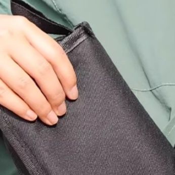 折りたたみ椅子 携帯便利な超薄型アウトドアチェア