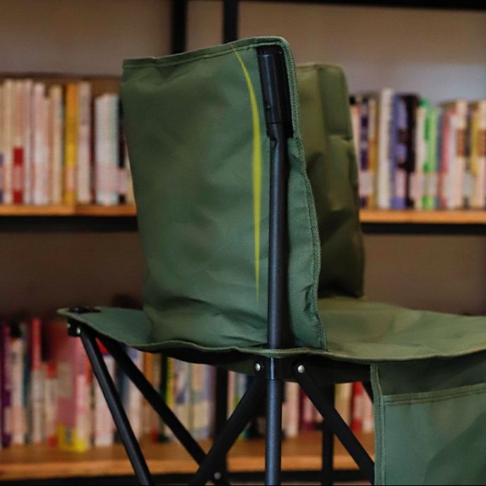 折りたたみ椅子 人間工学 三角チェア