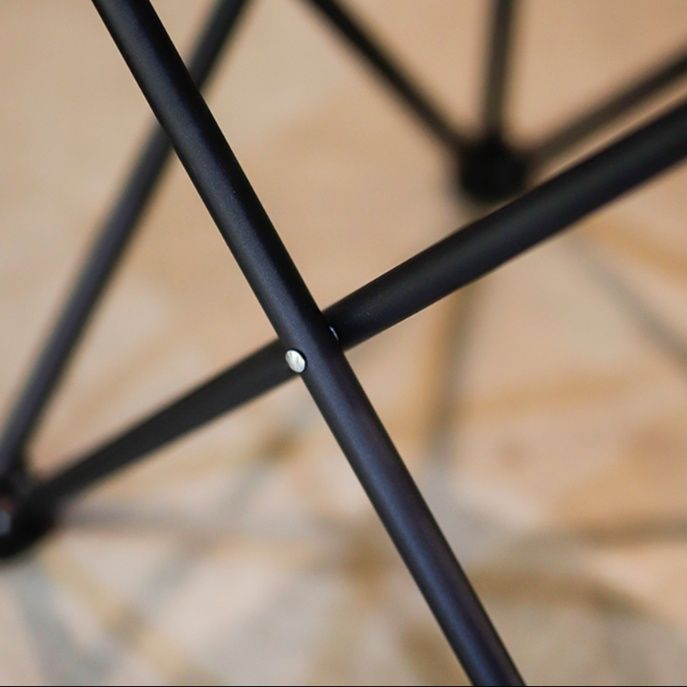 折りたたみ椅子 人間工学 三角チェア