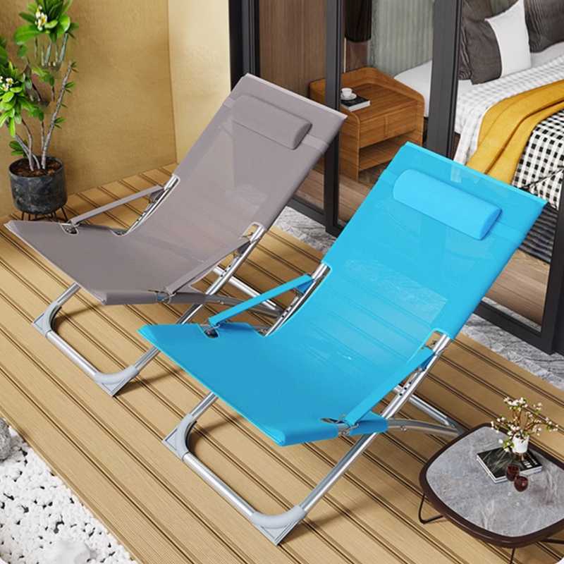 バルコニーでくつろぎのひとときを！快適さとスタイルを兼ね備えた折りたたみチェア5選