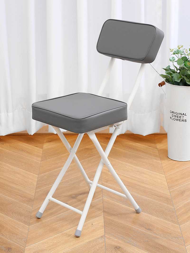 キッチン用にもおすすめな折りたたみ椅子5選