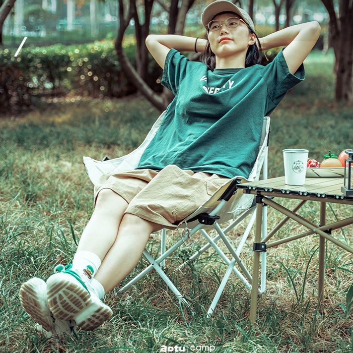 折りたたみ椅子折りたたみ椅子アウトドア キルティング素材ロースタイル折りたたみ椅子