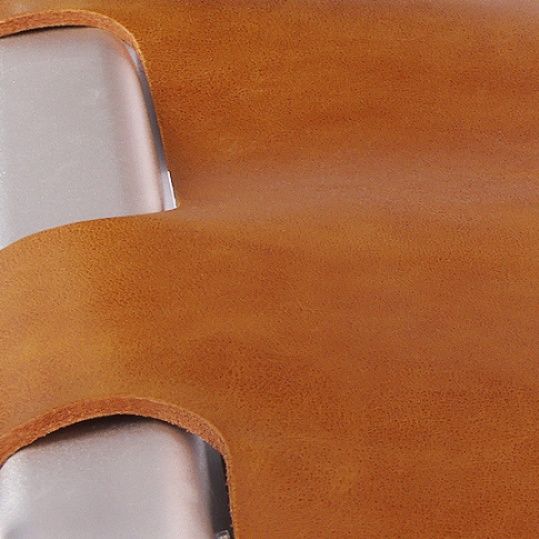 アルミ合金フレーム　PUレザー張り折りたたみ椅子