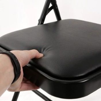 金属フレーム三角補強折りたたみ椅子