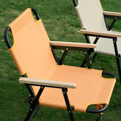  木製肘掛け付き軽量ファブリック張り折りたたみ椅子