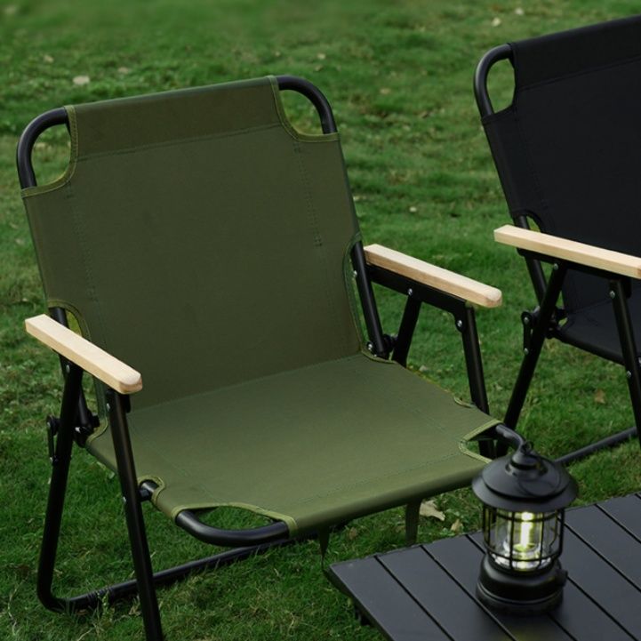  木製肘掛け付き軽量ファブリック張り折りたたみ椅子