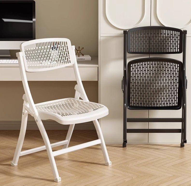 https://fulmo-img-server.com/foldseat/1785722326524_moxekids_sq81emxb.jpeg