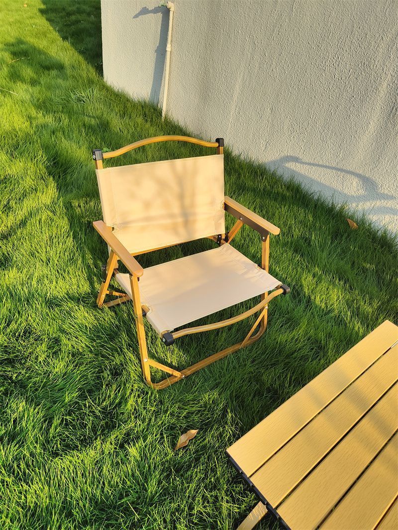 折りたたみ椅子 木製肘掛け付き通気性メッシュ折りたたみ椅子