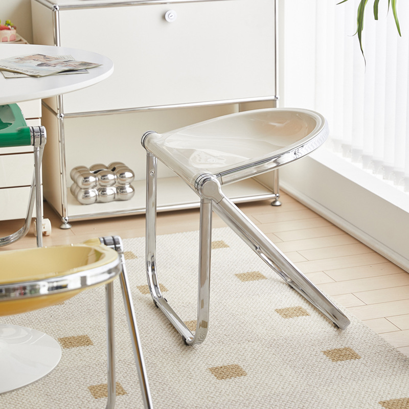 https://fulmo-img-server.com/foldseat/766a4cd3-0b11-4eca-a501-f3dbcd3590fe.jpg