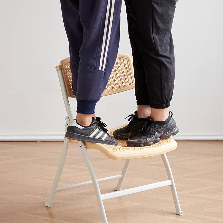 https://fulmo-img-server.com/foldseat/c97c789f-9f1c-4a11-ab3d-37b8572984e0.jpg