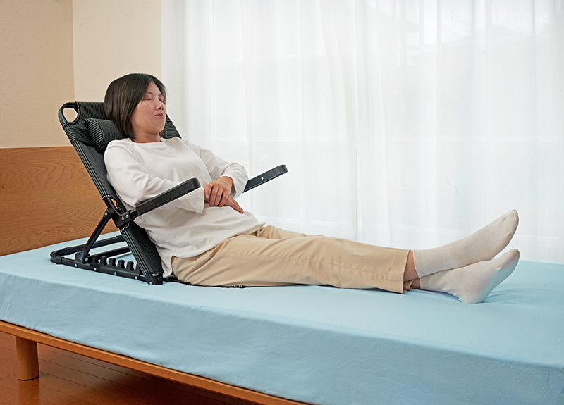 https://fulmo-img-server.com/foldseat/d5980b22-232c-42a8-9beb-57b6c722cd85.jpg