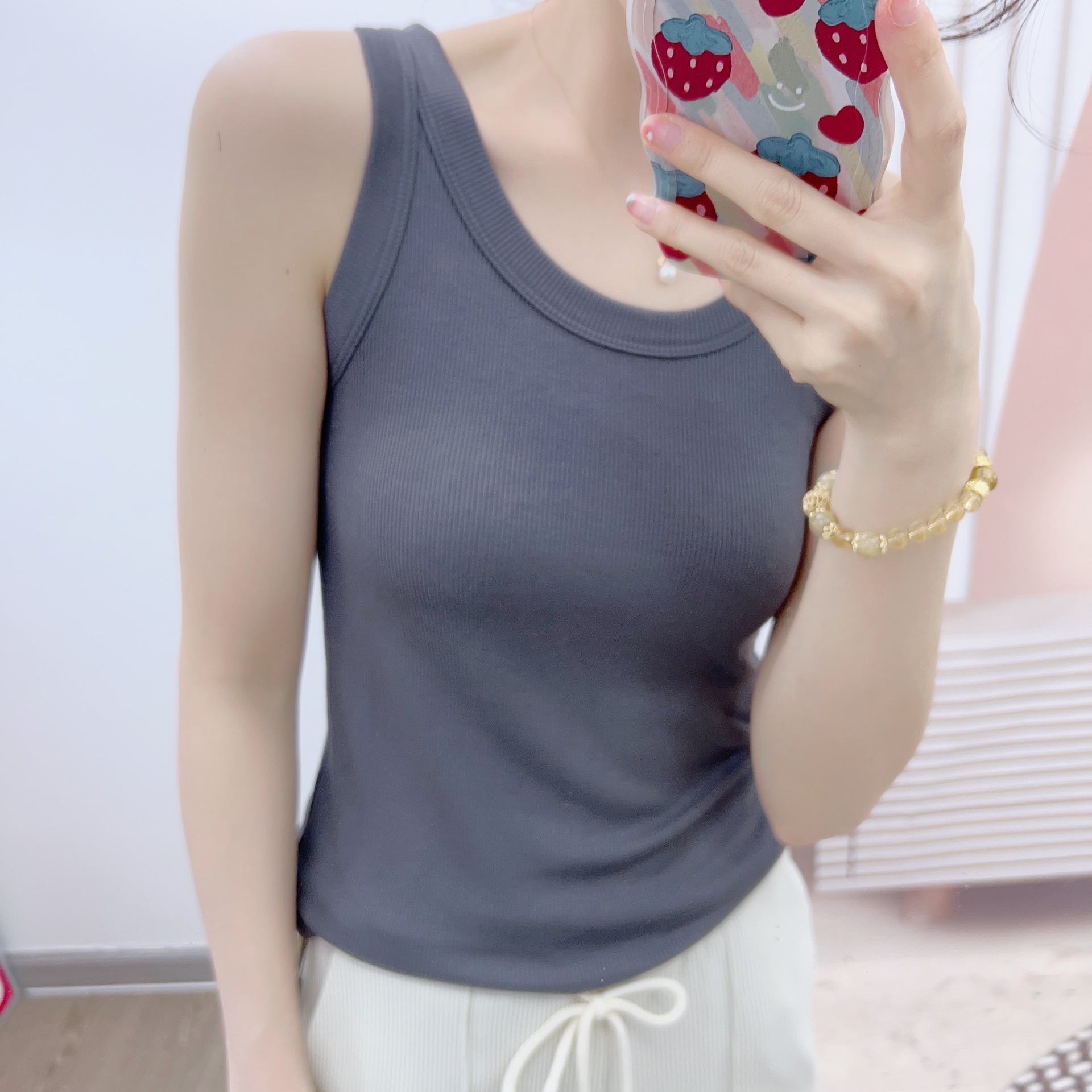 リブ編み美シルエットタンクトップ