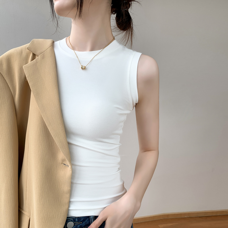 毎日の肌触りが気持ちいい！おすすめの重ね着タンクトップ5選