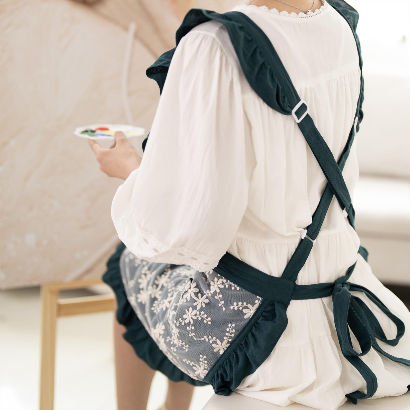 小花柄刺繍レース生地フリルエプロン