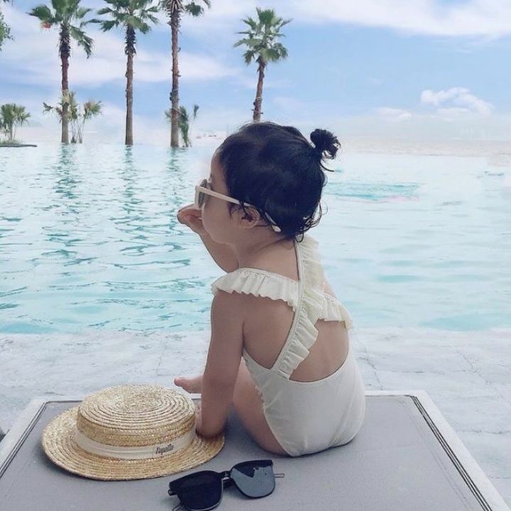 バッククロスフリルワンピース水着　子供用