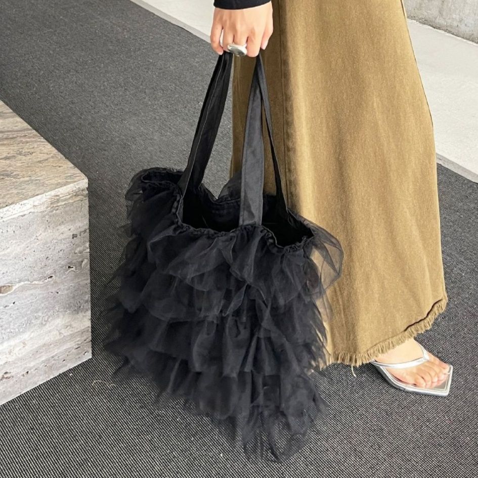 フリル立体チュールトートバッグ