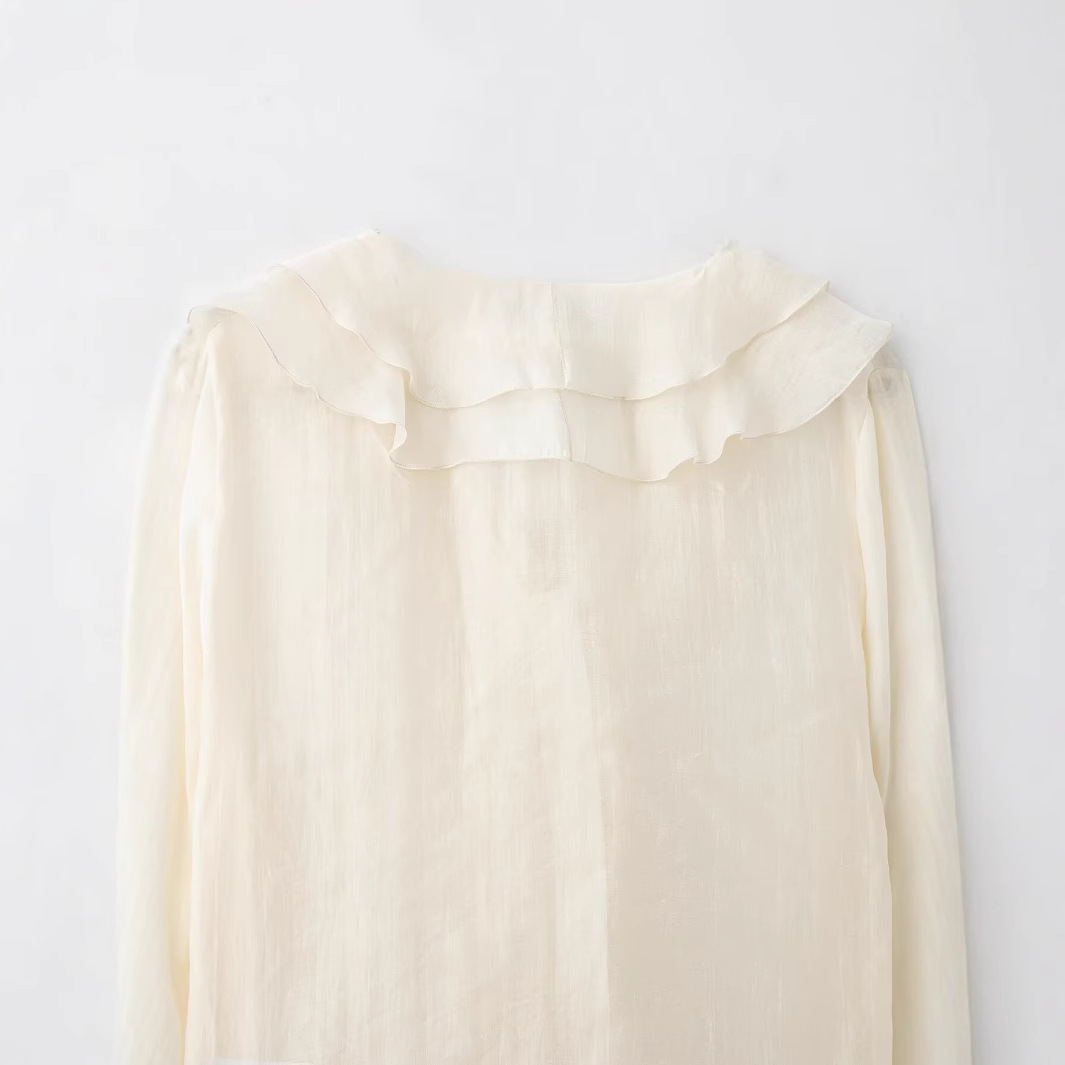 フリルシャツ胸元デザイン長袖