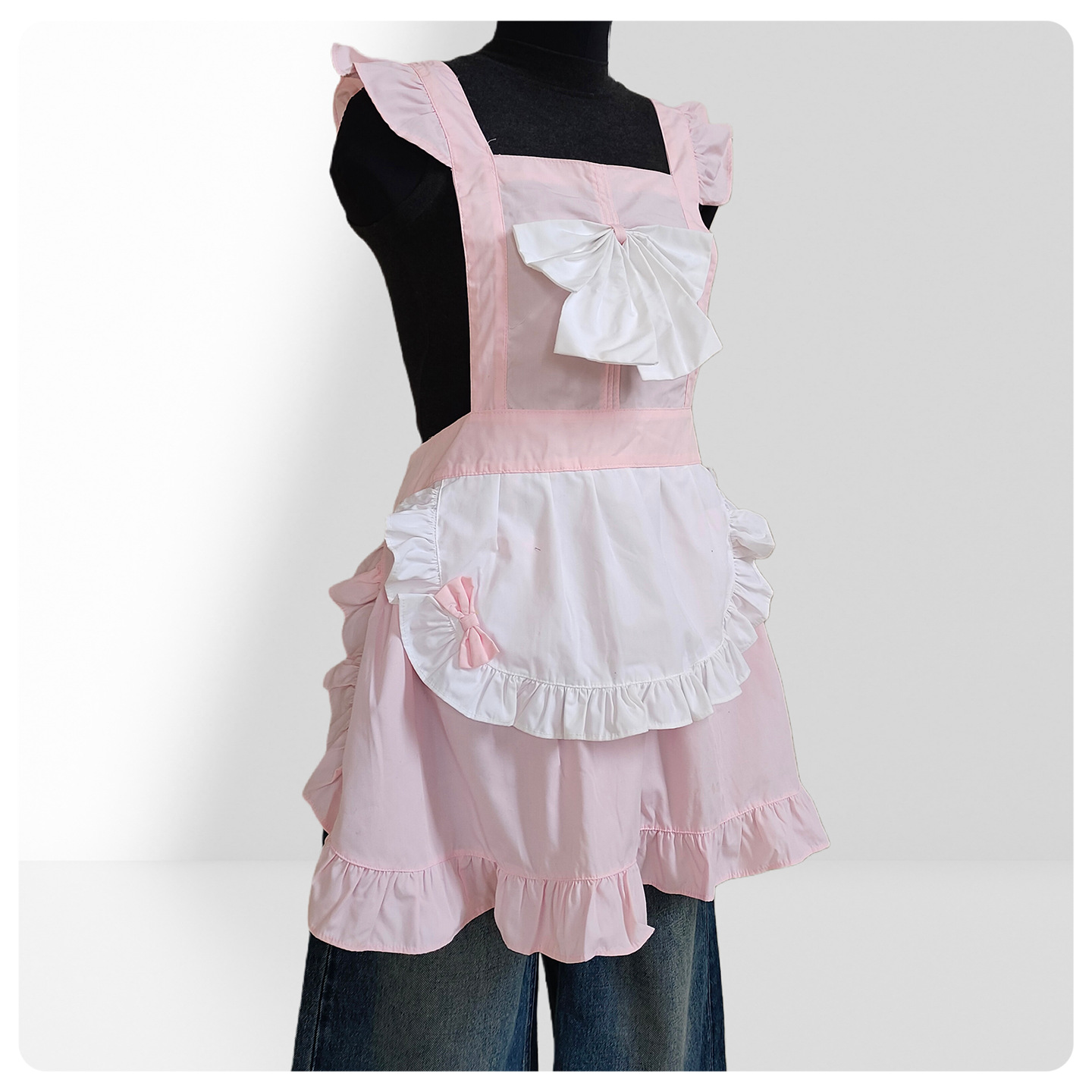 フリルエプロン可憐な大きめリボンと贅沢姫系