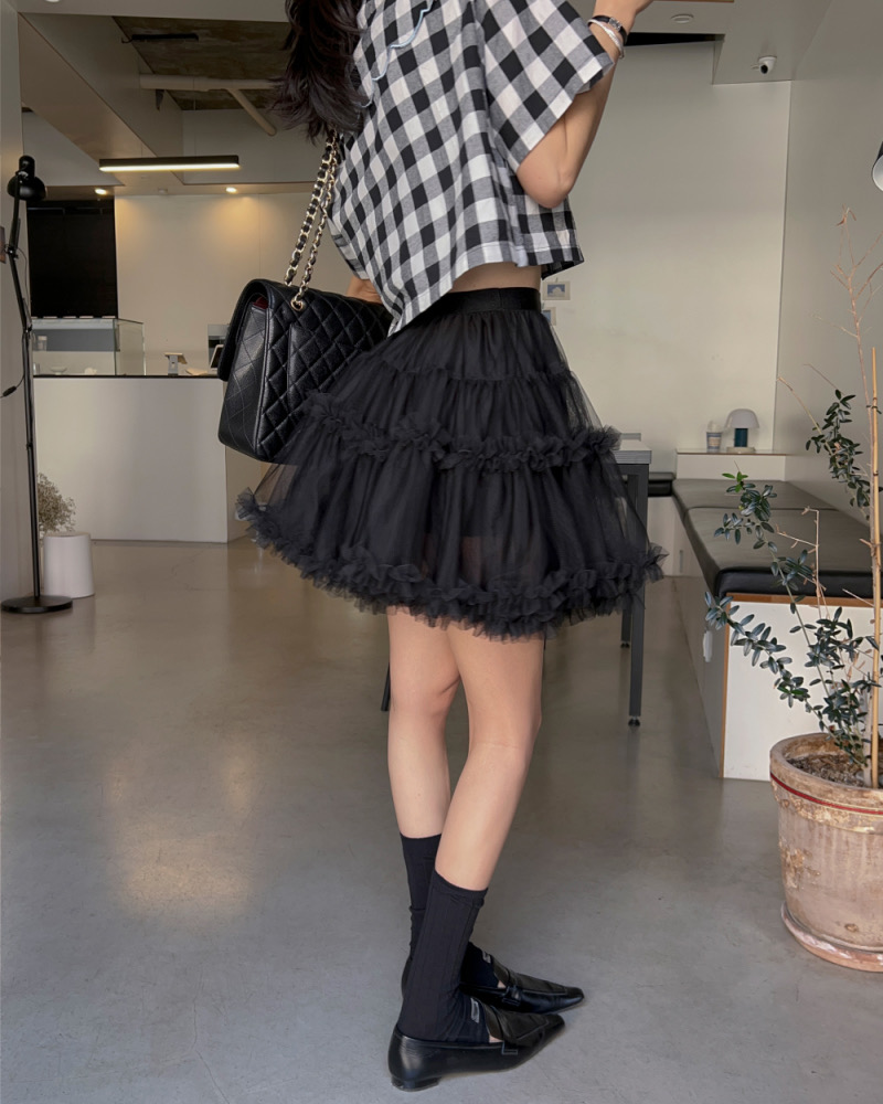 https://fulmo-img-server.com/frill-macherie/cdfe3ce8-1d1c-4778-9131-aaa7e51f7479.jpg