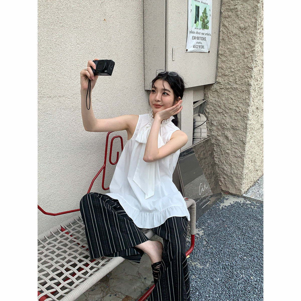 フリルブラウス ネックフリル付き優美ブラウス