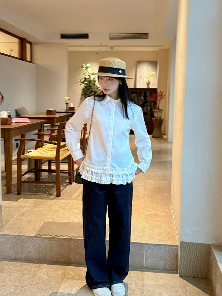 フリルブラウス 優美な裾フリルブラウス