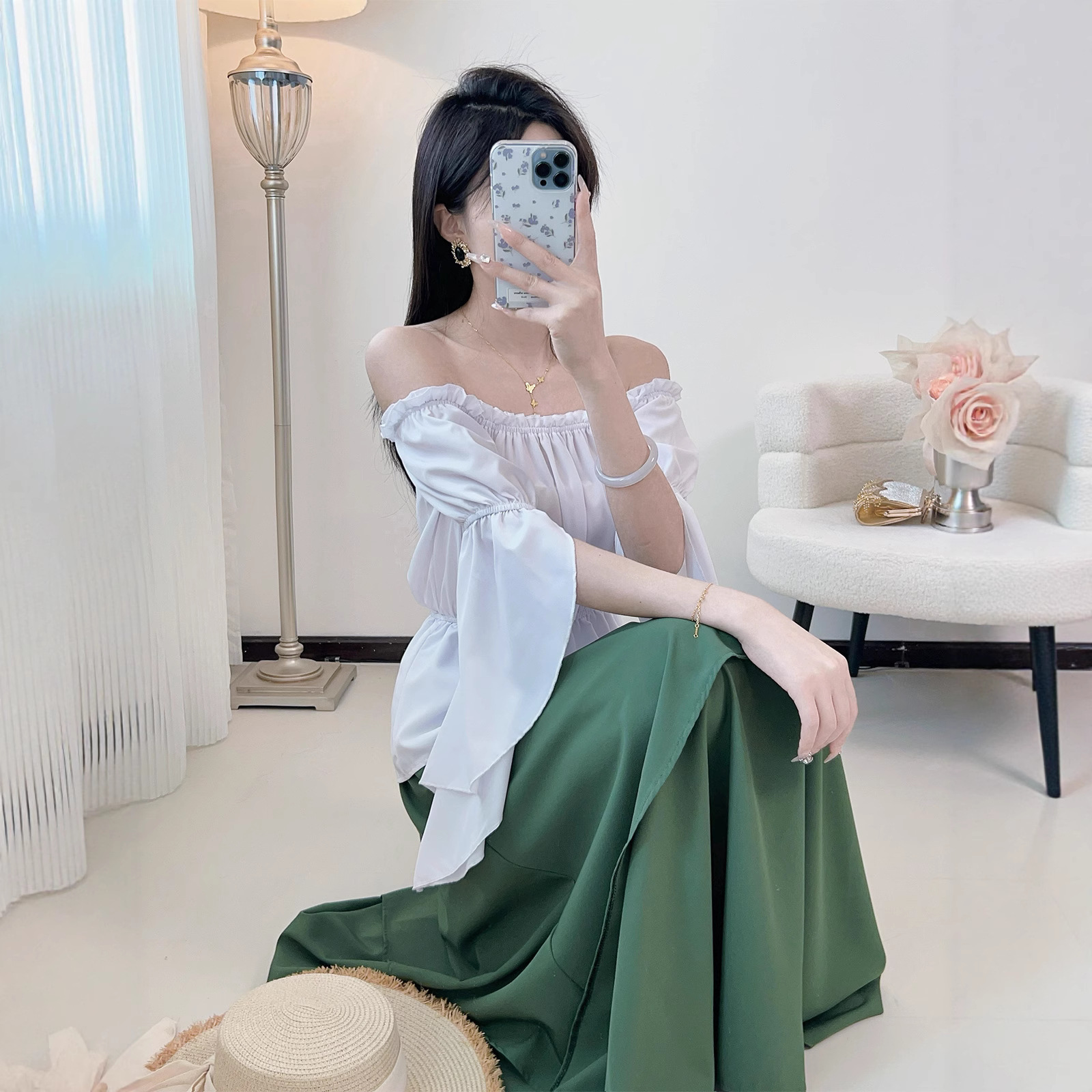 https://fulmo-img-server.com/frillista/160fd0de-c10f-45e5-99b9-9cd1aed417db.jpg