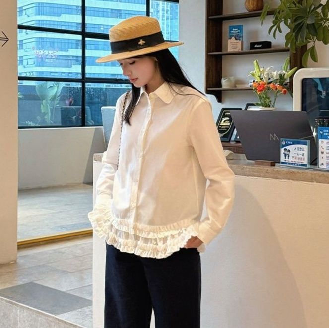 フリルブラウス 優美な裾フリルブラウス