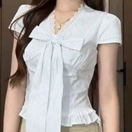 フリルブラウス 優美リボン結びフロントフリルブラウス