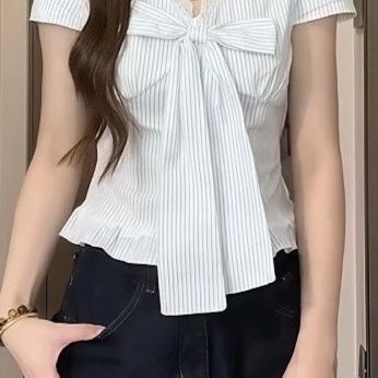 フリルブラウス 優美リボン結びフロントフリルブラウス