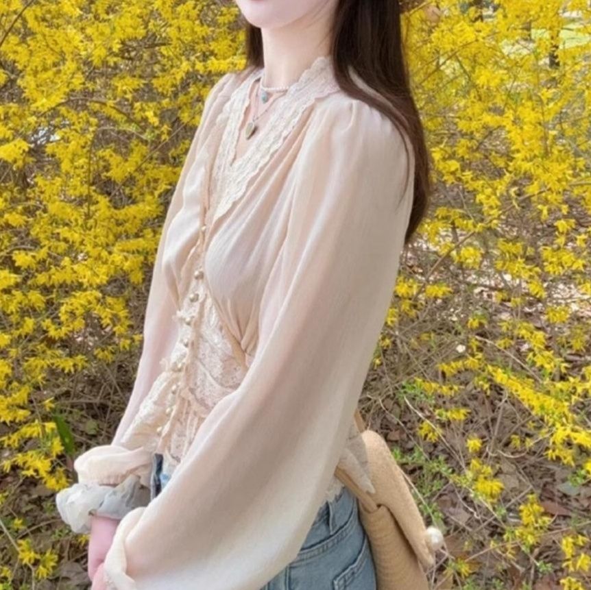 フリルブラウス 優美レース重ね胸元フリルブラウス