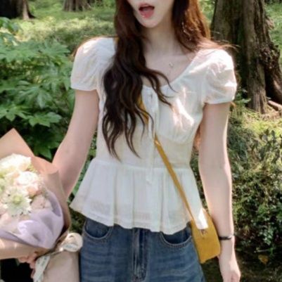 フリルブラウス 優美なペプラム裾フリルブラウス