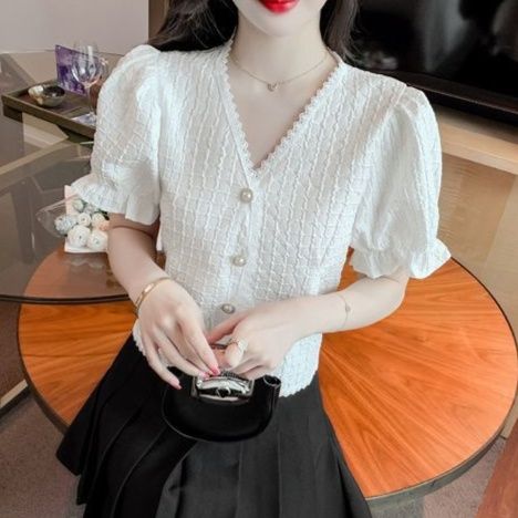 https://fulmo-img-server.com/frillista/1755571720897_pq0gq9rp_ydfpydha.jpeg