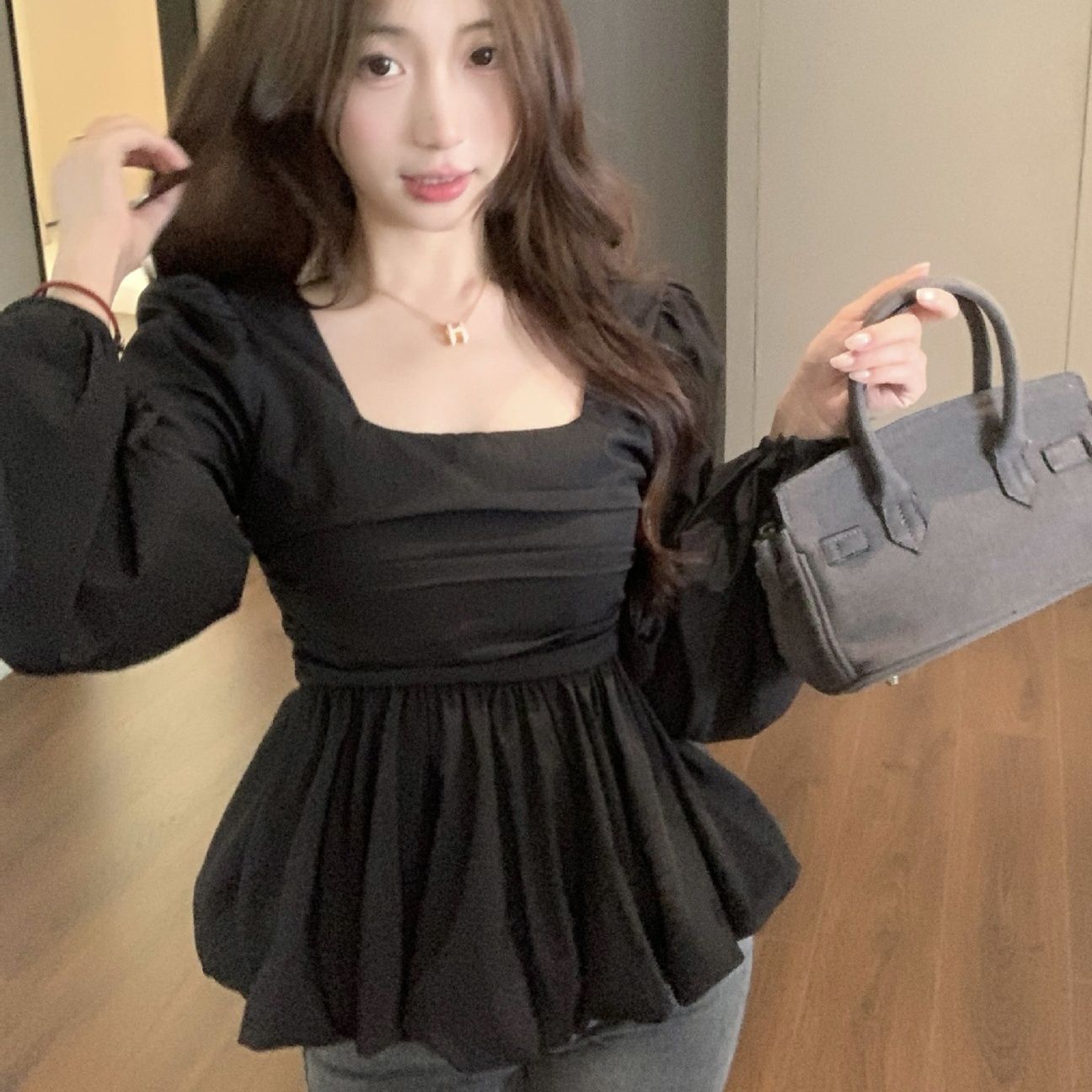 https://fulmo-img-server.com/frillista/1755925866778_zaq1tlf8_c8akd8pt.jpeg