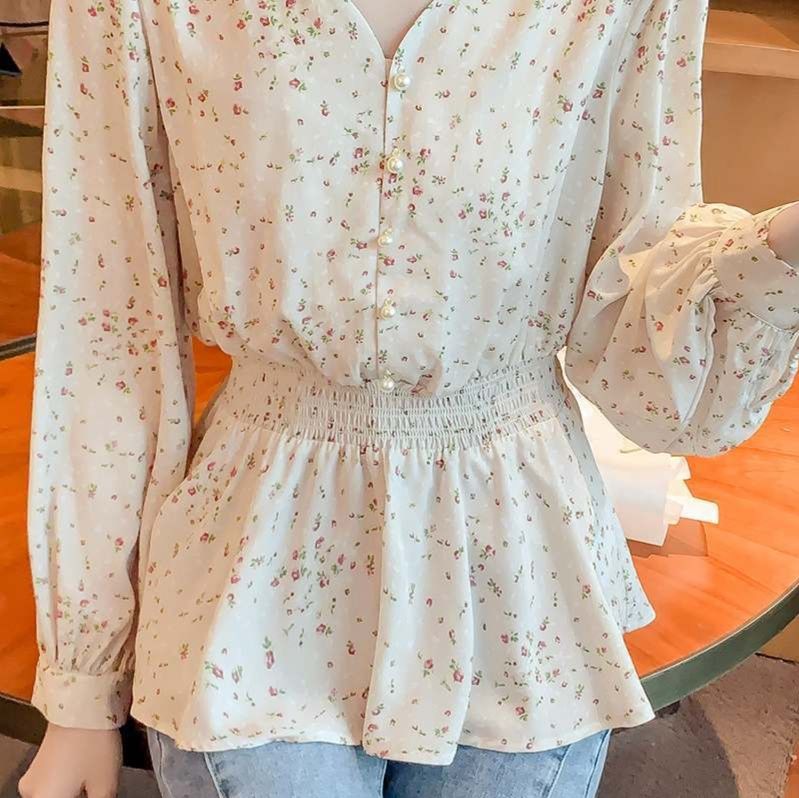 フリルブラウス 小花柄シフォン素材裾フリル長袖ブラウス