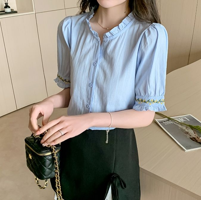 フリルブラウス 上品な首元フリル装飾半袖シャツブラウス