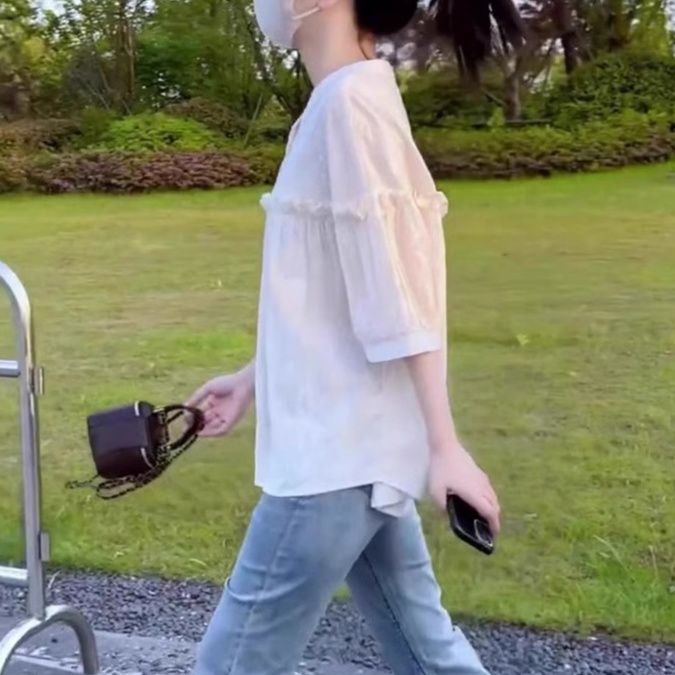 フリルブラウス ふんわり胸元フリル付きバルーン袖透け感ブラウス