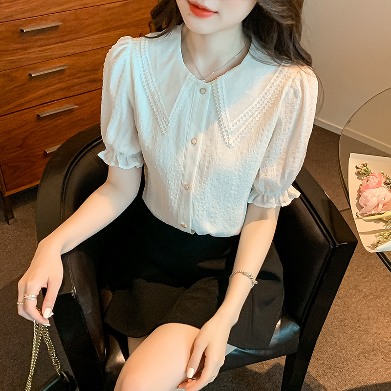 https://fulmo-img-server.com/frillista/1c0092f5-1cb6-4f89-93c6-bd8c1b1a650d.jpg
