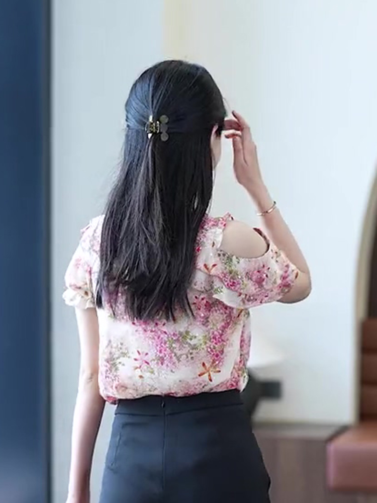 https://fulmo-img-server.com/frillista/2619eecd-1263-4c30-8c00-d0281f9441a2.jpg