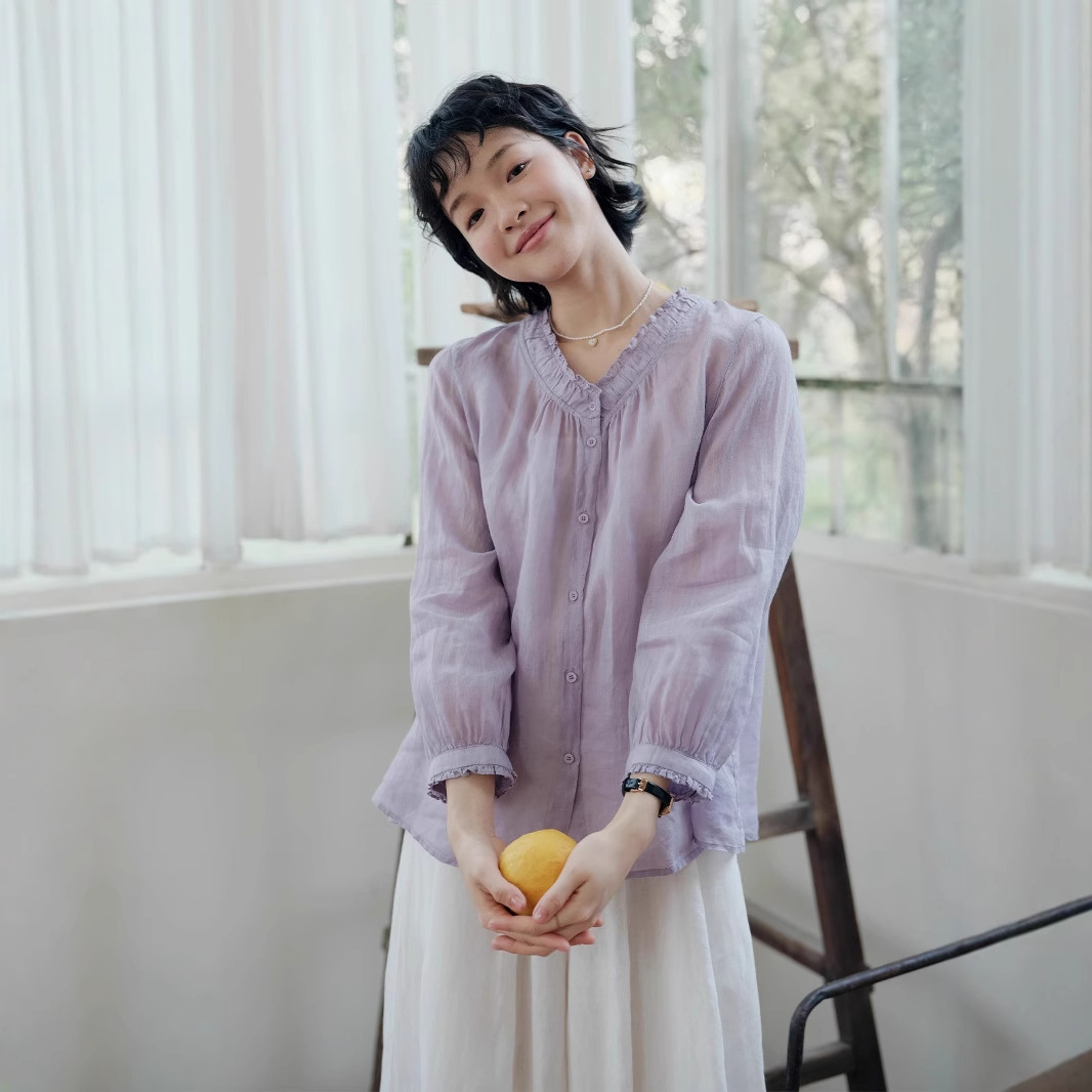 フリルブラウス 優美な花びら襟フリルブラウス