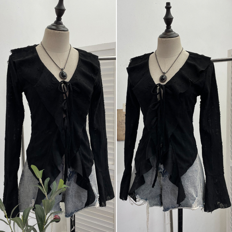  花柄ジャガード襟リボン付き多段フリルブラウス