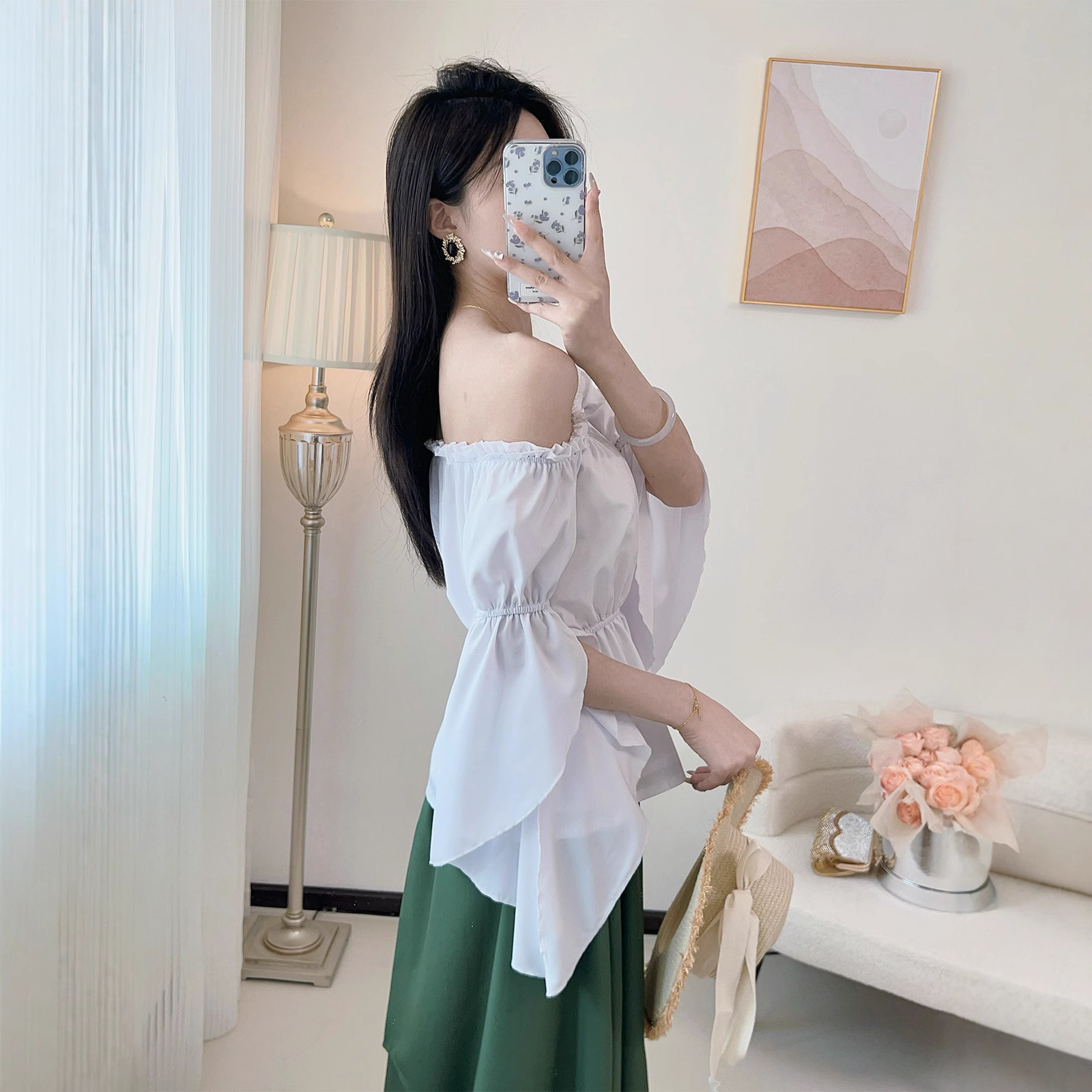https://fulmo-img-server.com/frillista/37c4c376-e5bf-4508-b846-52bcc8aed3c9.jpg