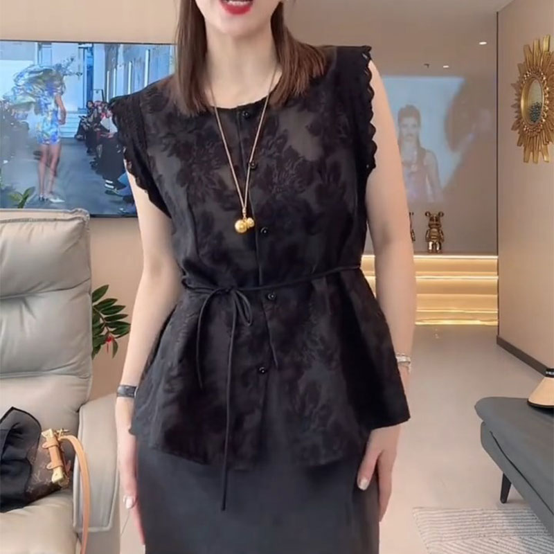 https://fulmo-img-server.com/frillista/4198423a-1fbf-4961-826a-ff85b79f82b5.jpg