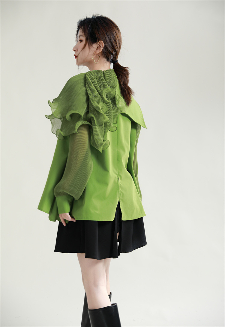 フリルブラウス 立体プリーツ袖フリルブラウス襟元華やかデザイン