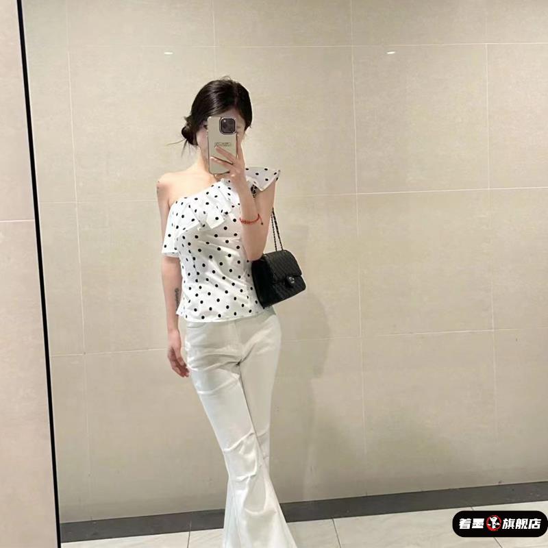 https://fulmo-img-server.com/frillista/b2757d77-6b75-4317-975c-c238aad19f04.jpg