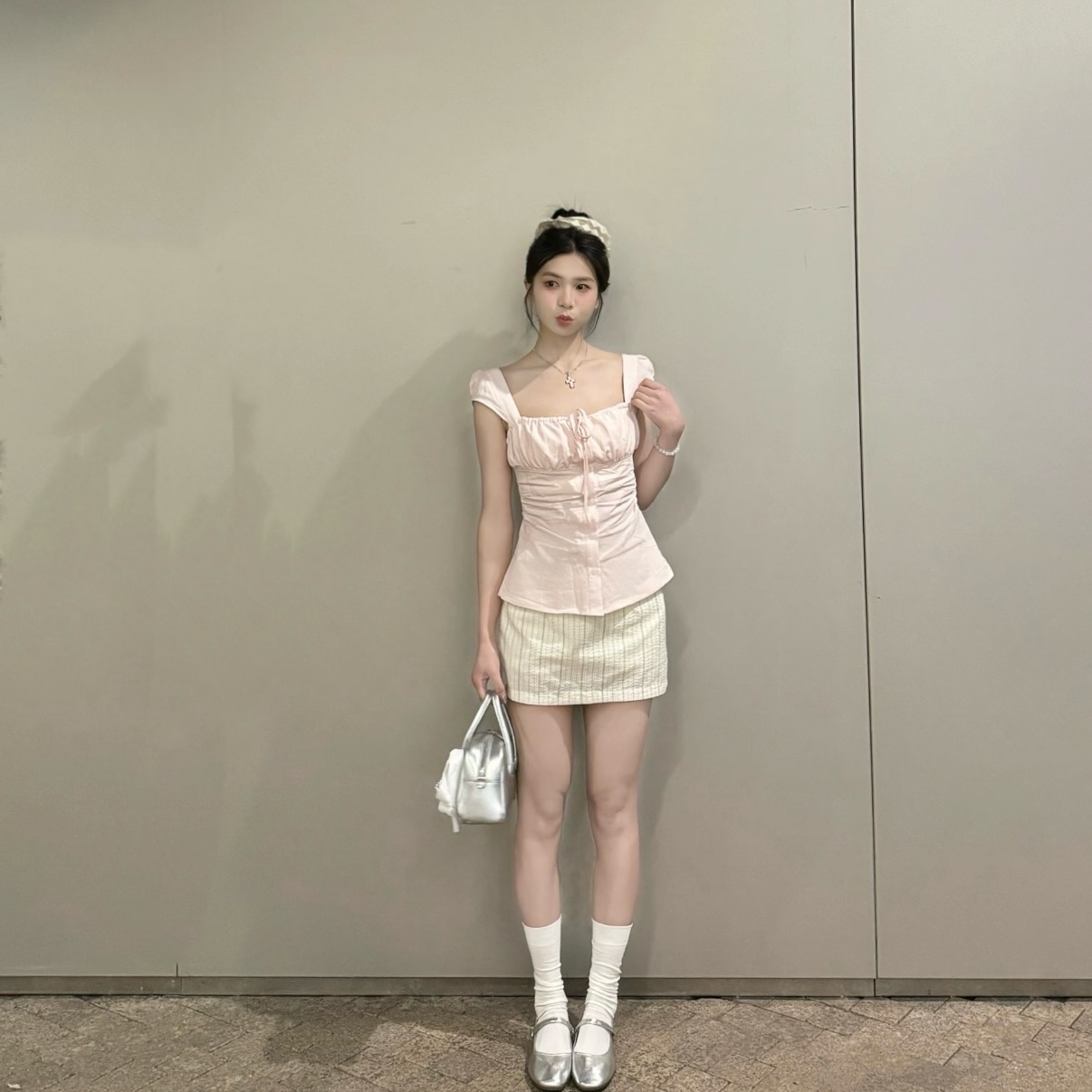 https://fulmo-img-server.com/frillista/d2eda4b0-c924-4df6-b43e-105ebfec2871.jpg