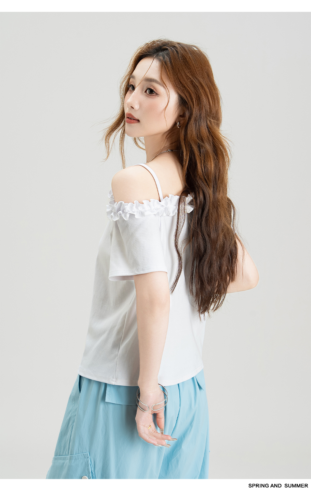 https://fulmo-img-server.com/frillista/d8136376-3a59-4eea-9ea2-d3f12e879da2.jpg