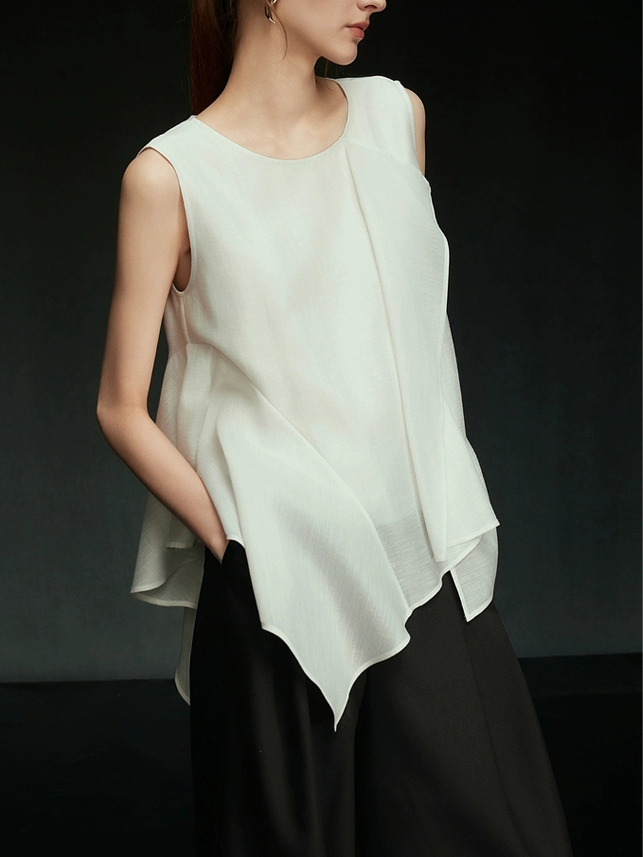 不規則裾デザイン ノースリーブフリルブラウス