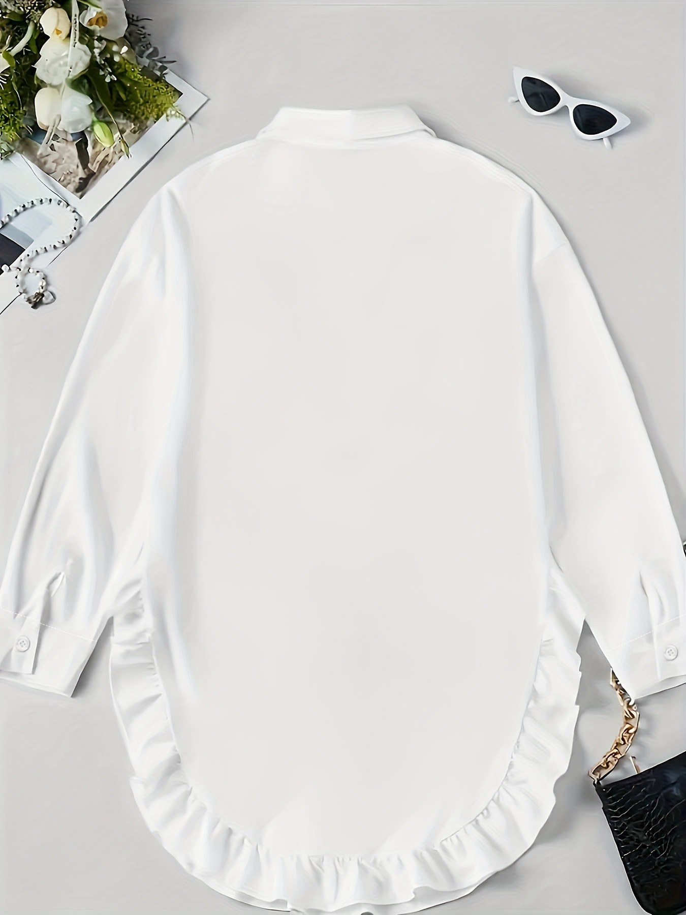  裾フリルデザインパフスリーブシャツブラウス